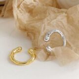 EARCUFF Huggie plata 925 minimalista irregular - Imagen 3